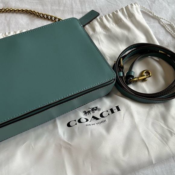 Small Leather Coach handbag shoulder bag - Picture 11 of 11